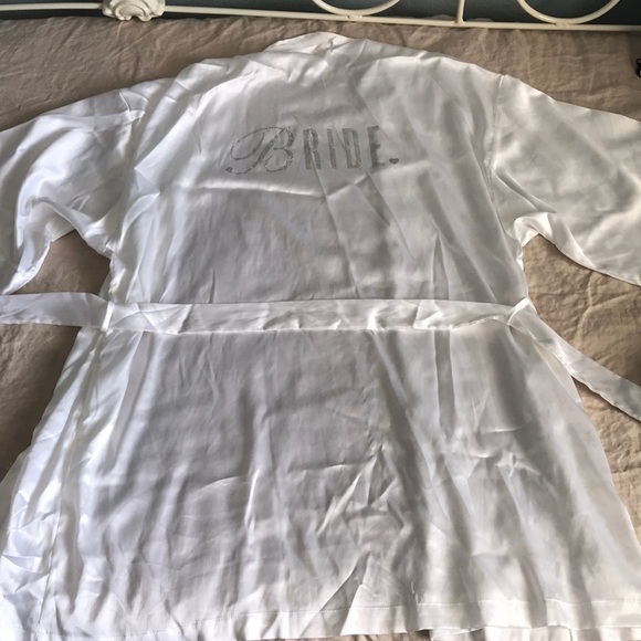 Bride bundle (tank, robe, tote, towels) - Picture 4 of 7